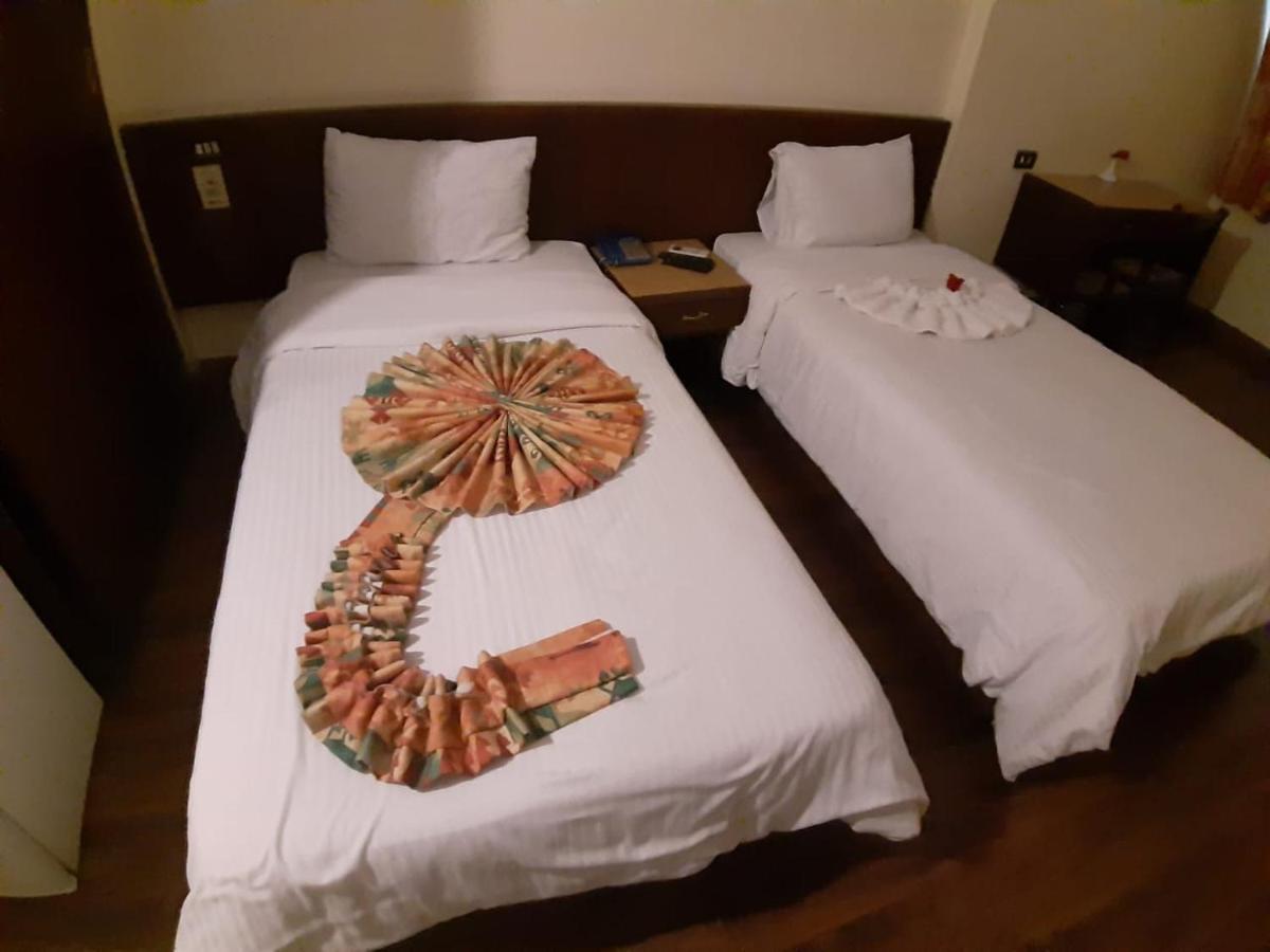 King Hotel Cairo Giza Buitenkant foto